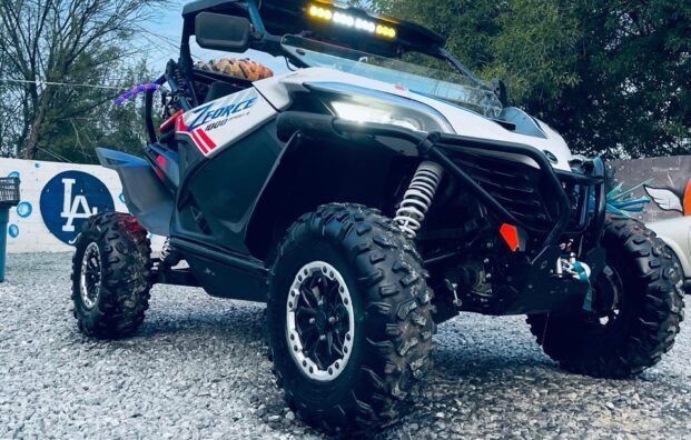 CF MOTOR 1000 Sport R modelo 2023